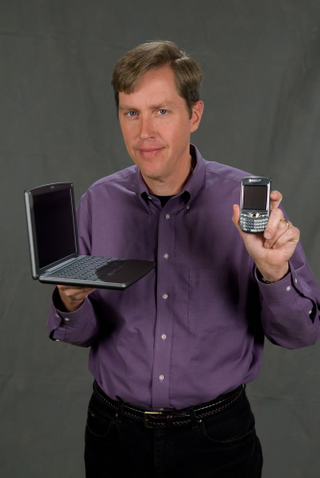 Illustration for article titled Palm Foleo: A Laptop For Your Smartphone